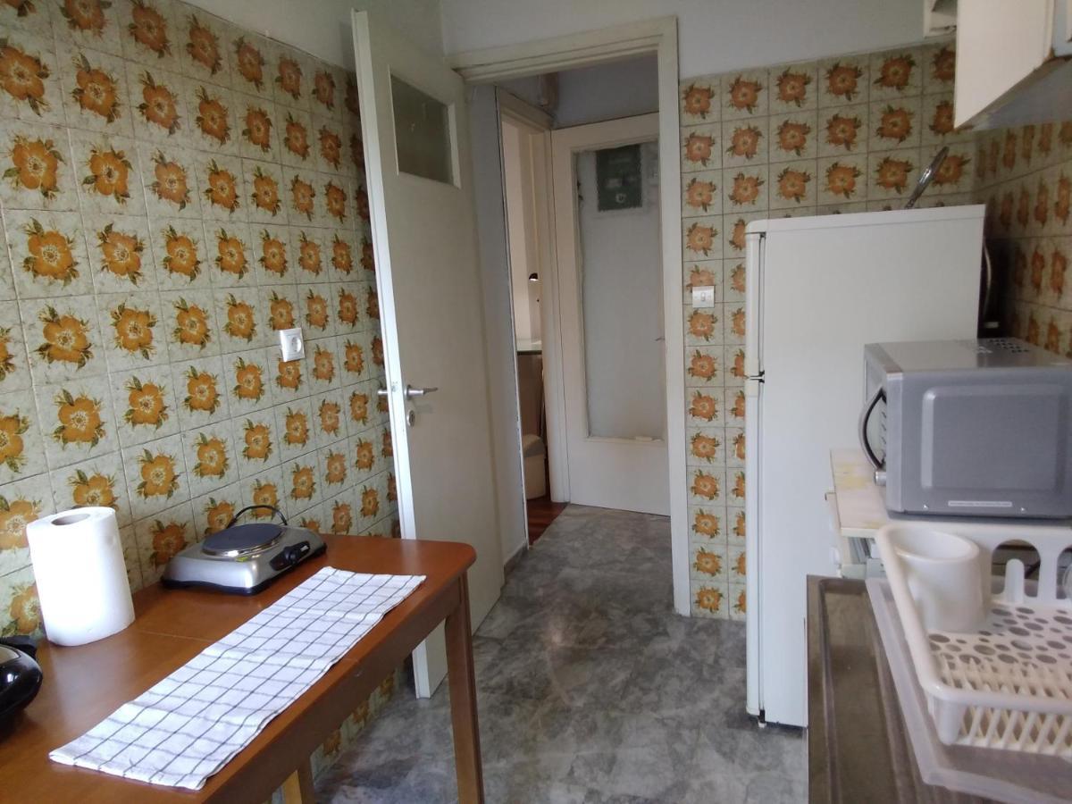 Studio In Athén Kültér fotó