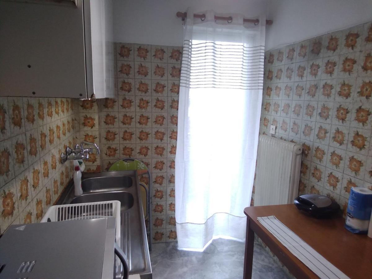 Studio In Athén Kültér fotó