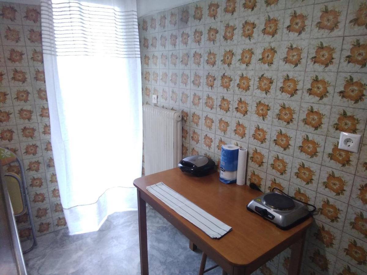 Studio In Athén Kültér fotó