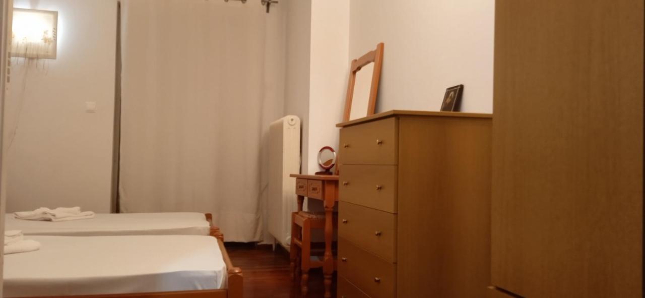 Studio In Athén Kültér fotó