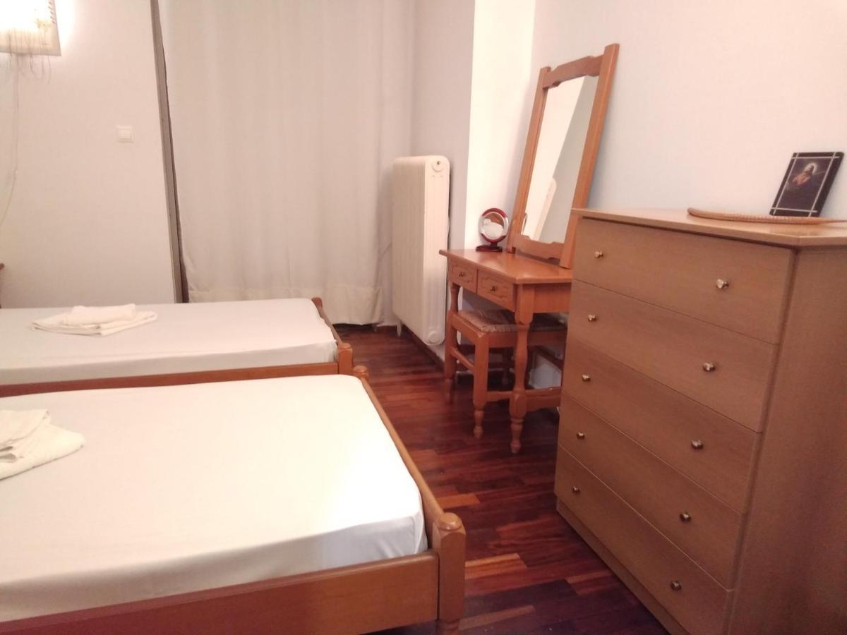 Studio In Athén Kültér fotó